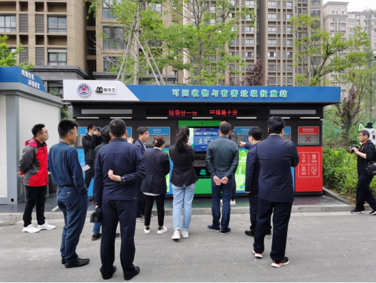 貓先生環(huán)保垃圾房，定時(shí)定點(diǎn)生活垃圾投放站，垃圾房廠家