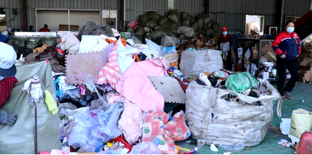 貓先生智能廢品回收箱，再生資源收集柜，小區(qū)垃圾回收站生產(chǎn)廠家