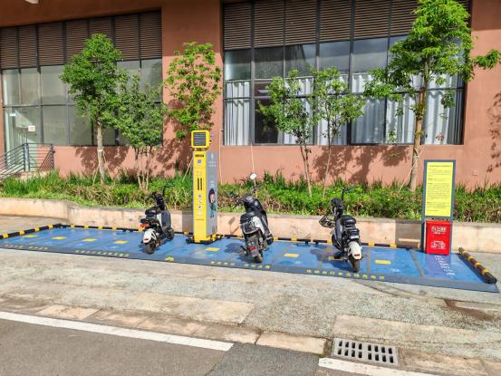 電動(dòng)自行車無線充電樁，電動(dòng)摩托車無線充電站，電動(dòng)兩輪車智能無線充電，共享電單車智能無線充電樁